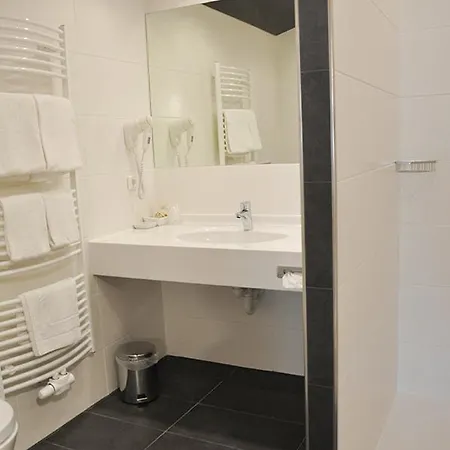 Alber מלון Marktl